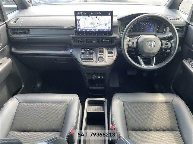 Honda STEP WGN 2023-10 8368992-2