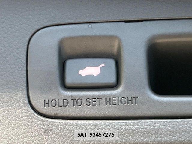 Honda STEP WGN 2023-10 8368989-5