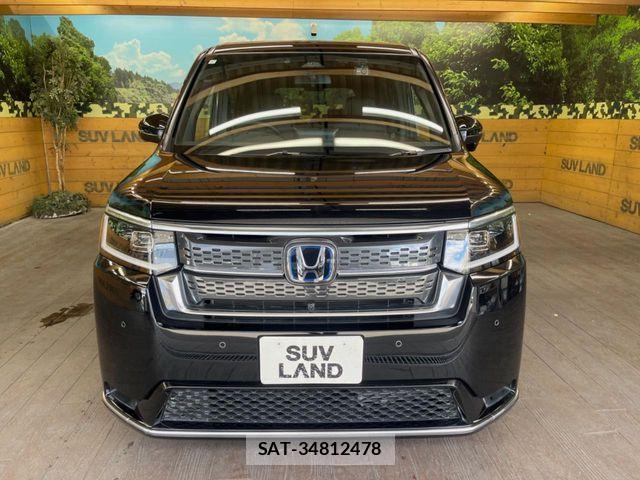 Honda STEP WGN 2023-08 8368985-14