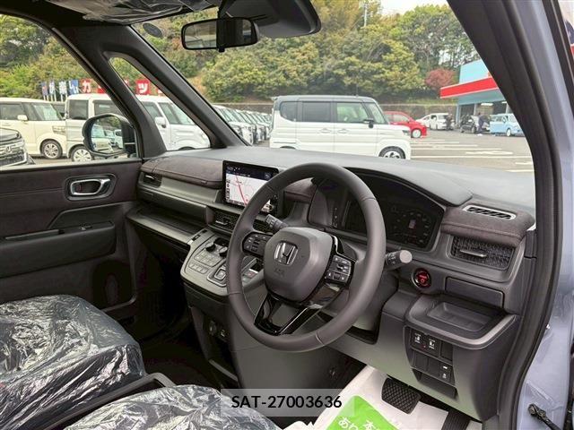 Honda STEP WGN 2026-03 8368981-12