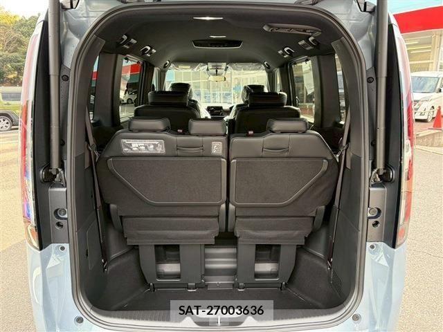 Honda STEP WGN 2026-03 8368981-16