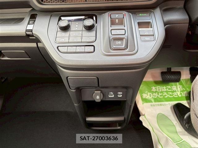 Honda STEP WGN 2026-03 8368981-28