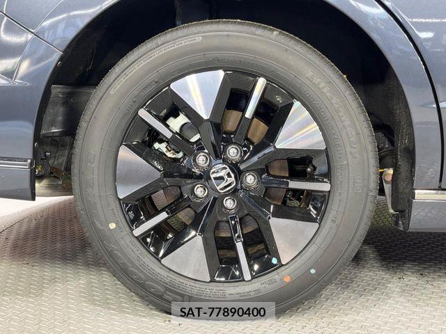 Honda STEP WGN 2026-04 8368997-13