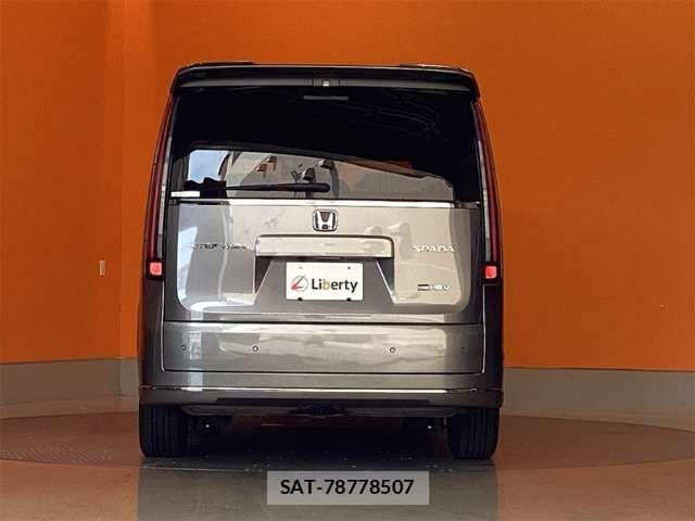 Honda STEP WGN 2022-05 8368995-17