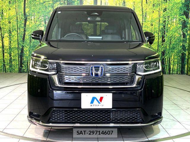 Honda STEP WGN 2023-12 8438933-14