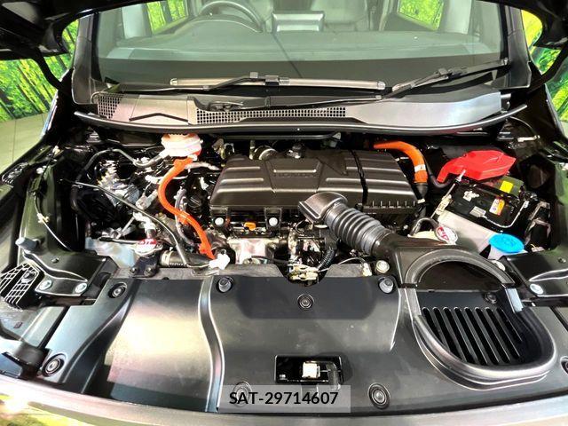 Honda STEP WGN 2023-12 8438933-17