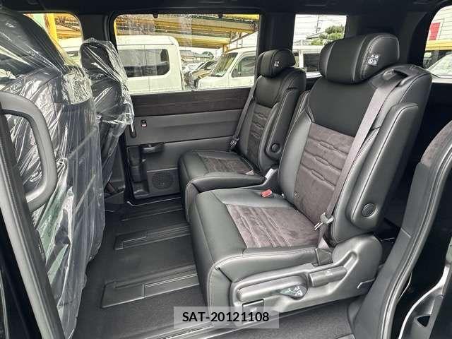Honda STEP WGN 2026-05 8438924-5