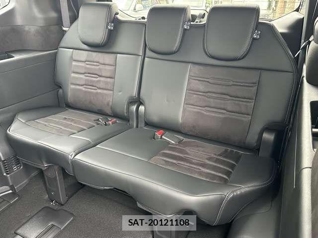 Honda STEP WGN 2026-05 8438924-6