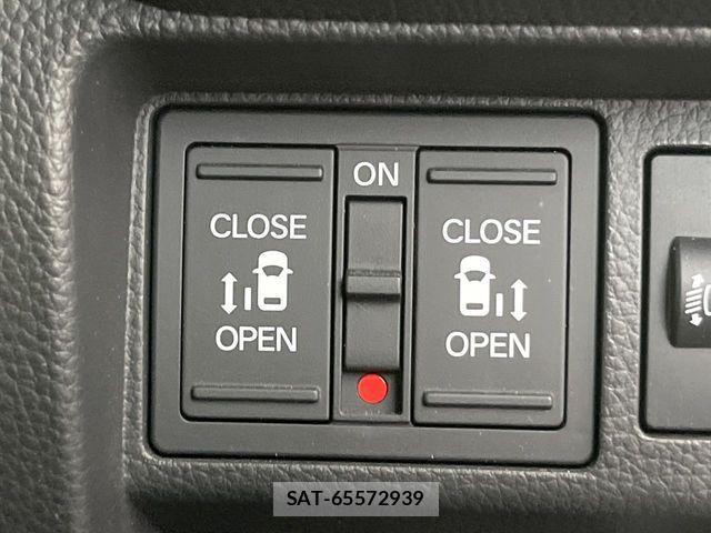 Honda STEP WGN 2023-10 8438926-5