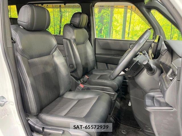 Honda STEP WGN 2023-10 8438926-7
