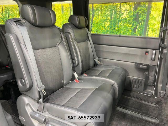 Honda STEP WGN 2023-10 8438926-8