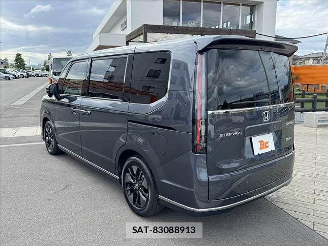 Honda STEP WGN 2025-08 8458510-12