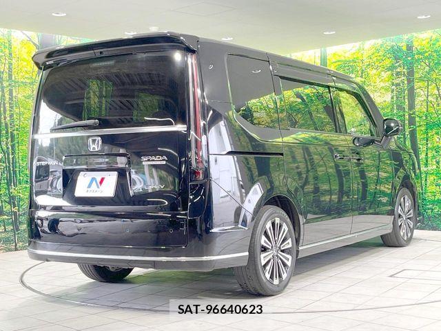 Honda STEP WGN 2023-11 8458507-15