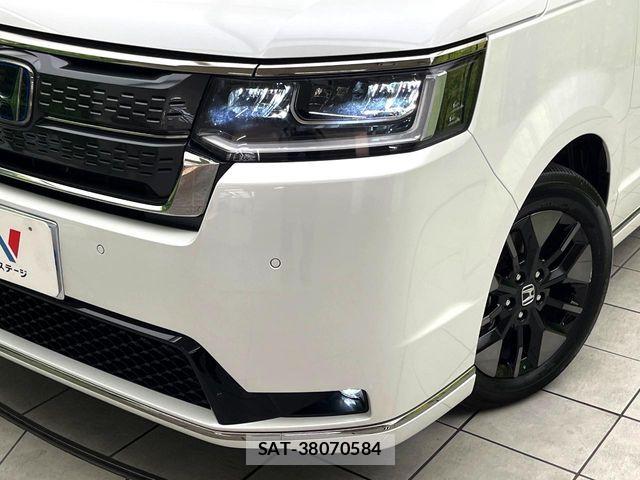 Honda STEP WGN 2026-03 8458508-12