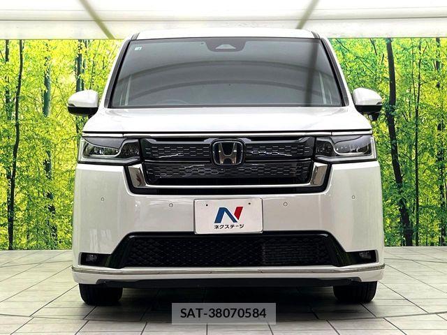 Honda STEP WGN 2026-03 8458508-14
