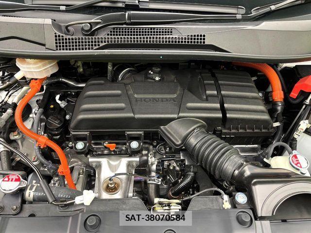 Honda STEP WGN 2026-03 8458508-18