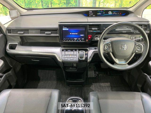 Honda STEP WGN 2020-01 8458512-1