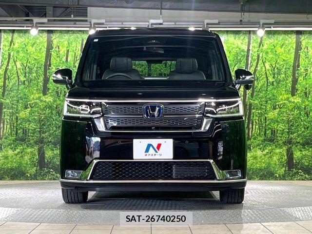 Honda STEP WGN 2023-12 8527506-14
