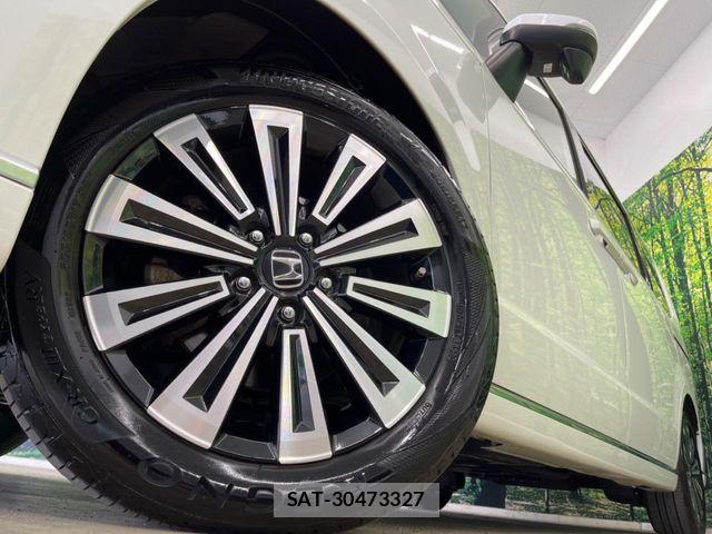 Honda STEP WGN 2022-07 8527514-13