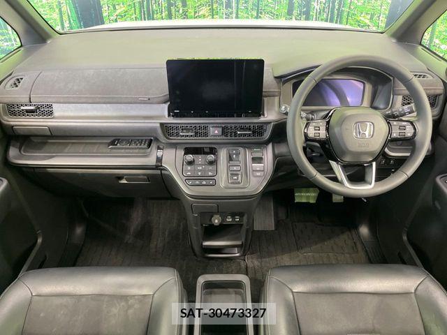 Honda STEP WGN 2022-07 8527514-1