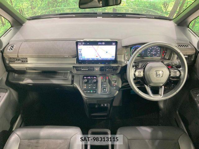 Honda STEP WGN 2024-01 8527510-1