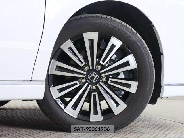 Honda STEP WGN 2023-11 8527512-16
