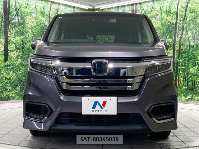 Honda STEP WGN 2022-01 8527518-14