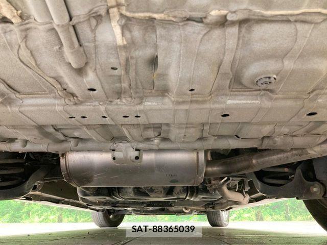 Honda STEP WGN 2022-01 8527518-18