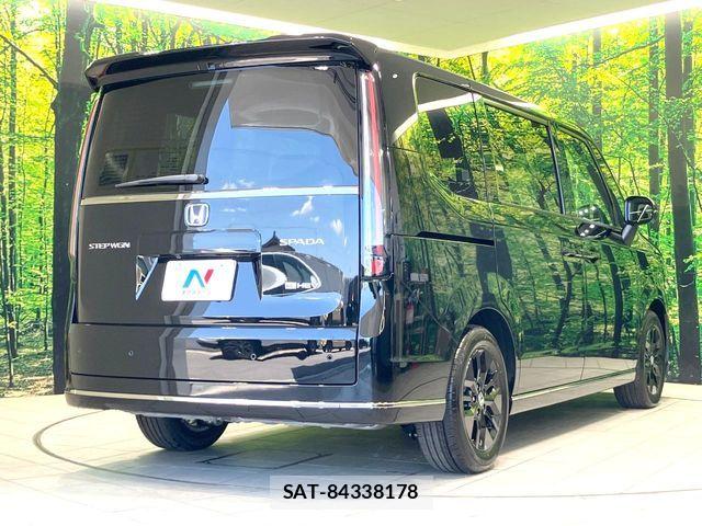 Honda STEP WGN 2026-07 8527513-17