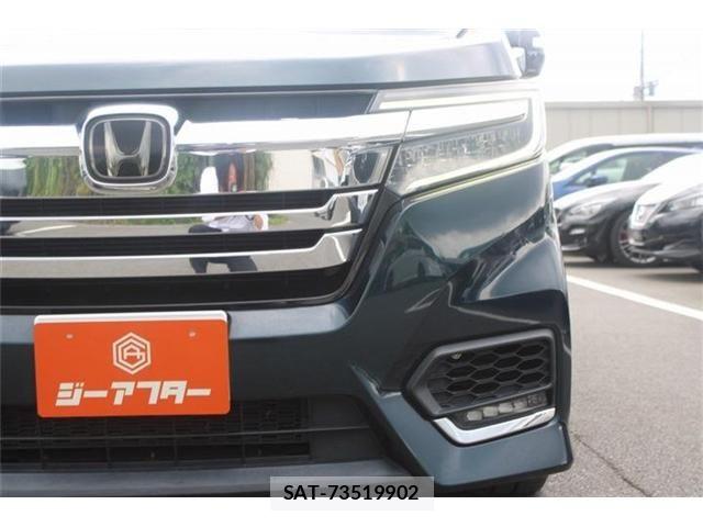 Honda STEP WGN 2018-01 8563647-9