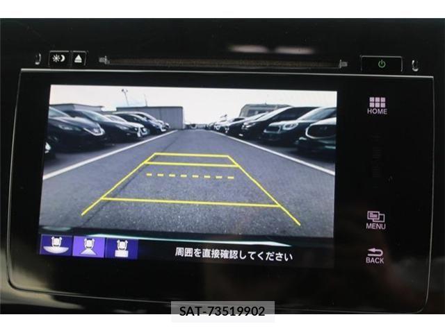 Honda STEP WGN 2018-01 8563647-1