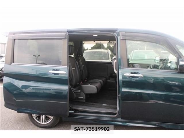 Honda STEP WGN 2018-01 8563647-26