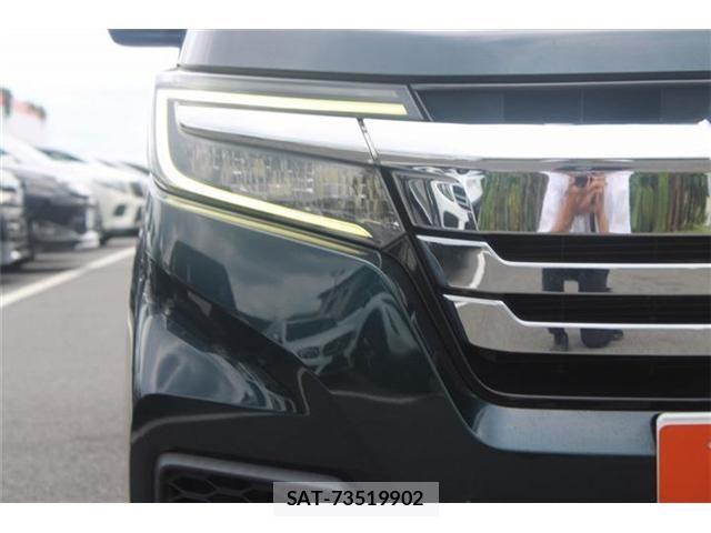 Honda STEP WGN 2018-01 8563647-8
