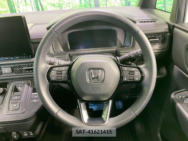 Honda STEP WGN 2023-12 8563642-10