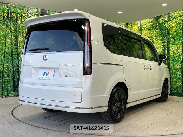 Honda STEP WGN 2023-12 8563642-16