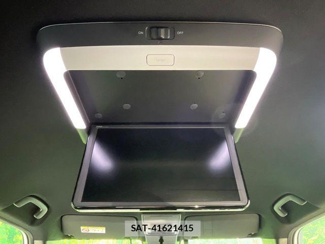 Honda STEP WGN 2023-12 8563642-4