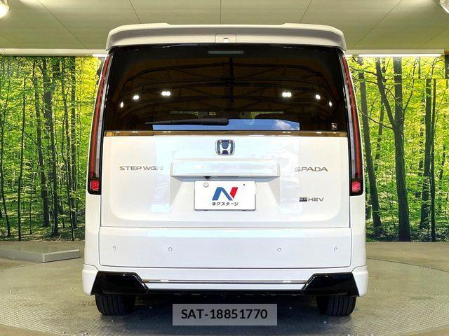 Honda STEP WGN 2023-12 8563643-15