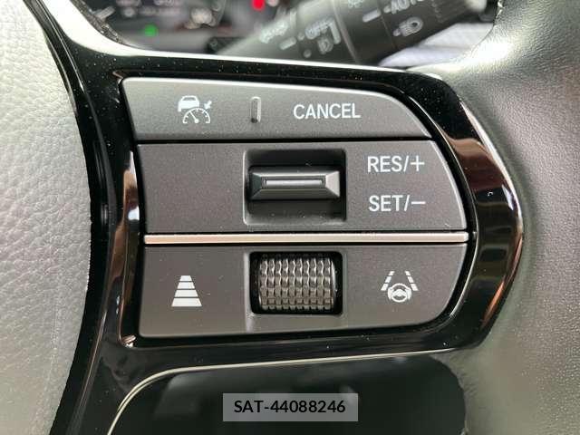 Honda STEP WGN 2023-12 8629086-11