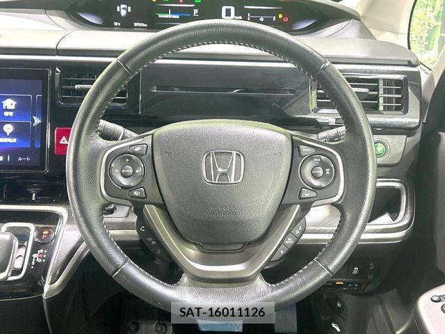 Honda STEP WGN 2021-03 8629085-12