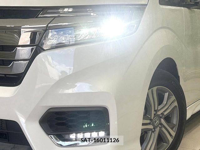 Honda STEP WGN 2021-03 8629085-13