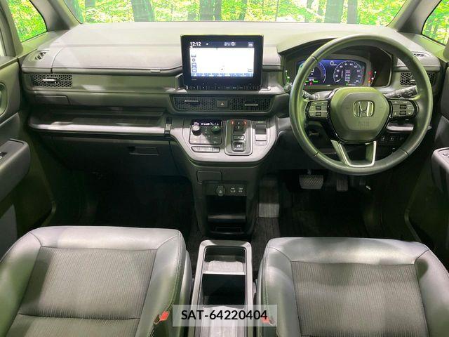 Honda STEP WGN 2023-02 8661741-1
