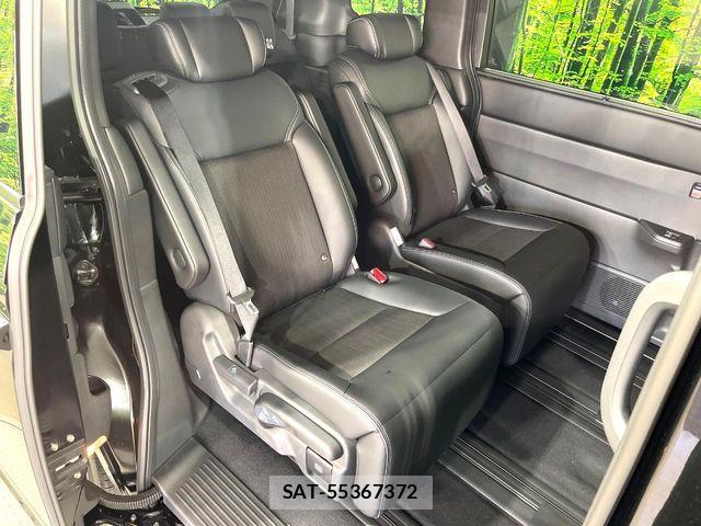 Honda STEP WGN 2026-08 8661739-9