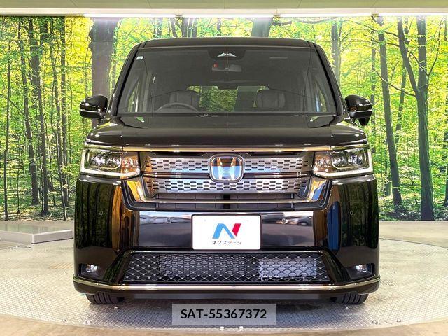Honda STEP WGN 2026-08 8661739-12