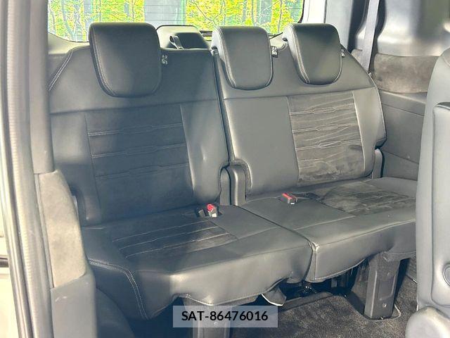 Honda STEP WGN 2023-10 8661737-9