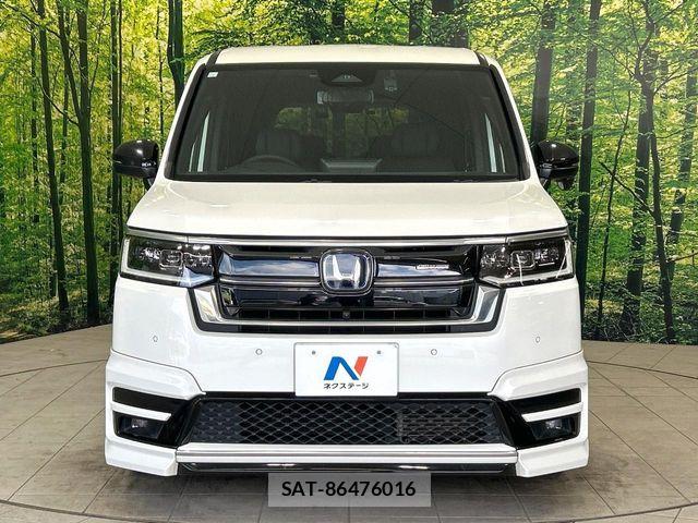 Honda STEP WGN 2023-10 8661737-14