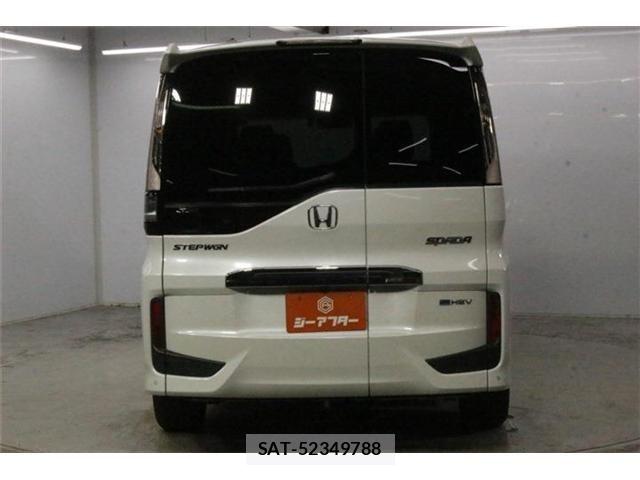 Honda STEP WGN 2020-02 8686647-5