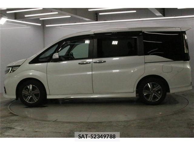 Honda STEP WGN 2020-02 8686647-7