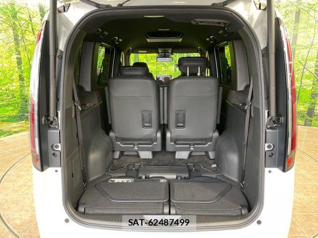 Honda STEP WGN 2023-09 8686644-10