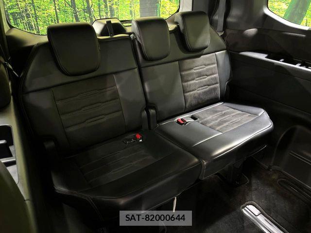 Honda STEP WGN 2023-12 8746034-10