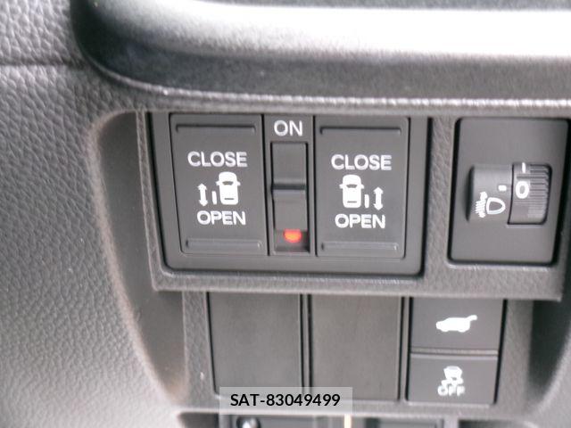 Honda STEP WGN 2022-05 8746041-10